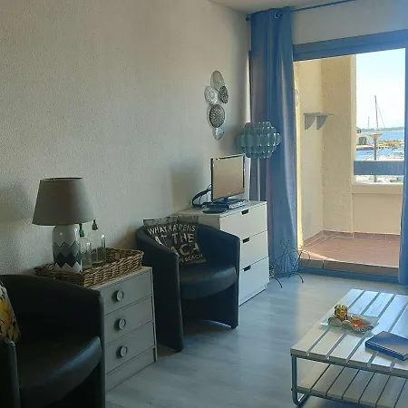 Apartment T3 Avec Balcon Et Parking, Acces Piscine, Espaces Sportifs - Fr-1-195-96 *