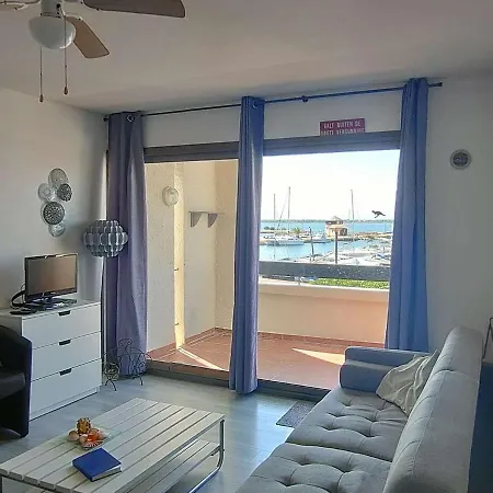 T3 Avec Balcon Et Parking, Accès Piscine, Espaces Sportifs - Fr-1-195-96 *