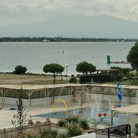 شقة T3 Avec Balcon Et Parking, Acces Piscine, Espaces Sportifs - Fr-1-195-96 *